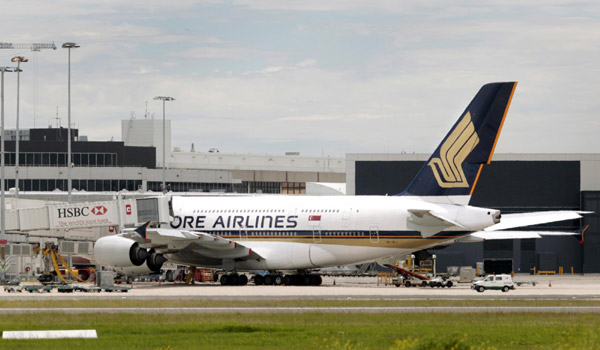 Singapore Airlines pulls 3 A380s due to engines