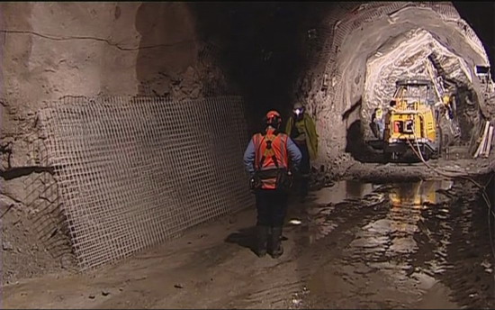 Rescuers to drill hole at New Zealand coal mine