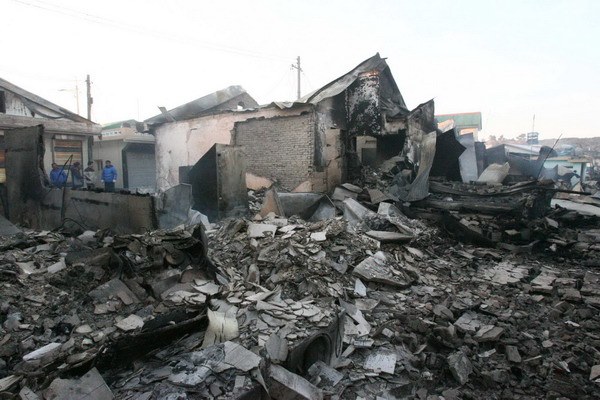 DPRK bombs houses in ROK