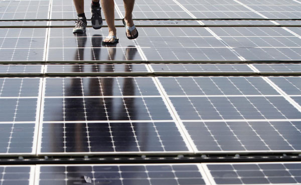 World's largest solar-powered boat in Cancun