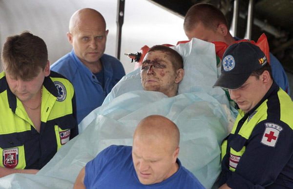 44 killed in Russian plane crash, 8 survivors