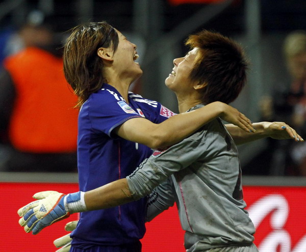 Japan beats US in shootout to win World Cup