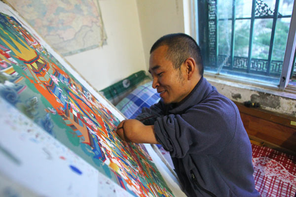 Thangka craftsmen re-create religious icons