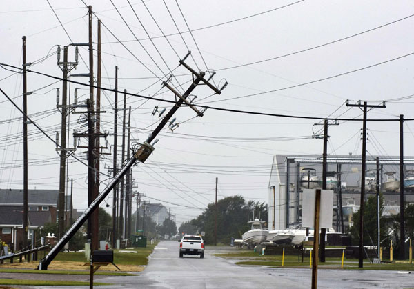 Irene rakes up US East Coast, shuts down New York