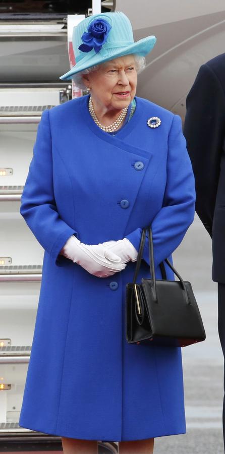 British queen arrives in Germany on state visit