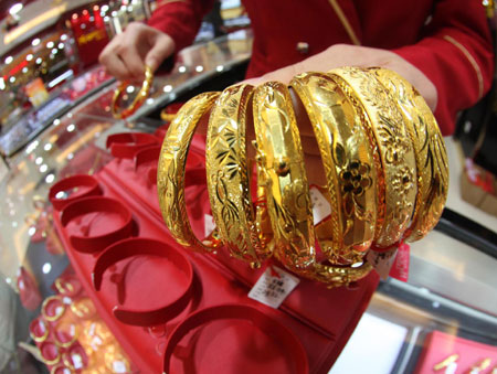 Investors see gold as inflation hedge
