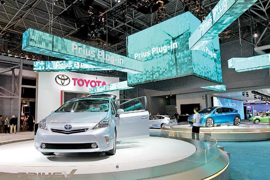 Earthquake hits Toyota profit