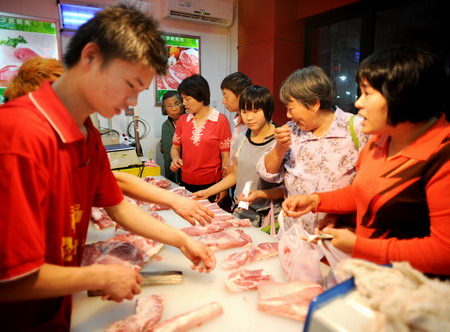 Pork, pig prices sail past '08 record