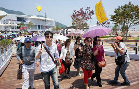 Chinese travelers turn to seek experience