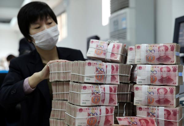 Yuan use rises to 8th position