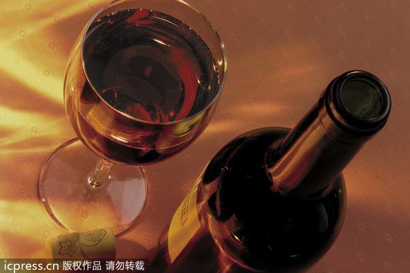 Chinese become world's top tipplers of red wine