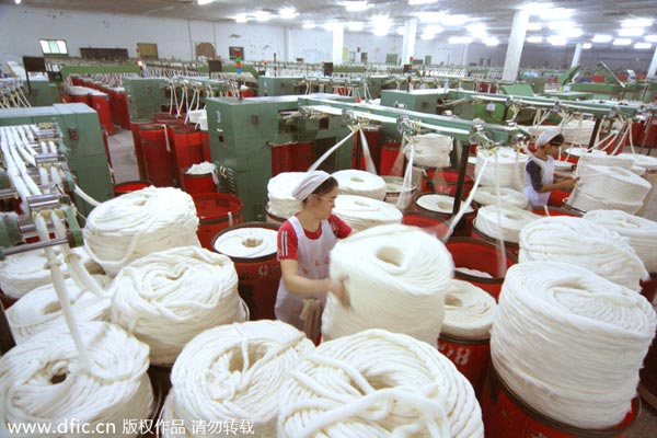 Textiles fuel push for jobs in Xinjiang