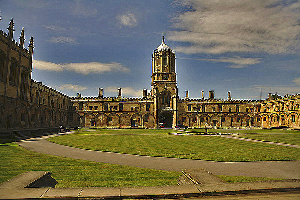 World's top 10 most prestigious institutions