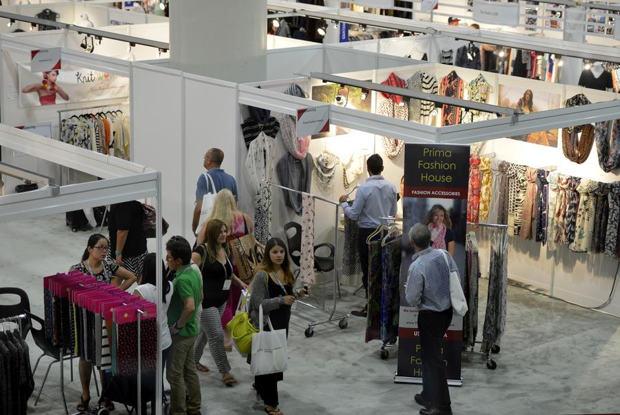 China textile, apparel trade show draws crowds in New York