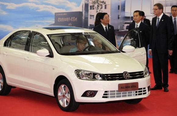 Two execs at VW's ventures in China under investigation