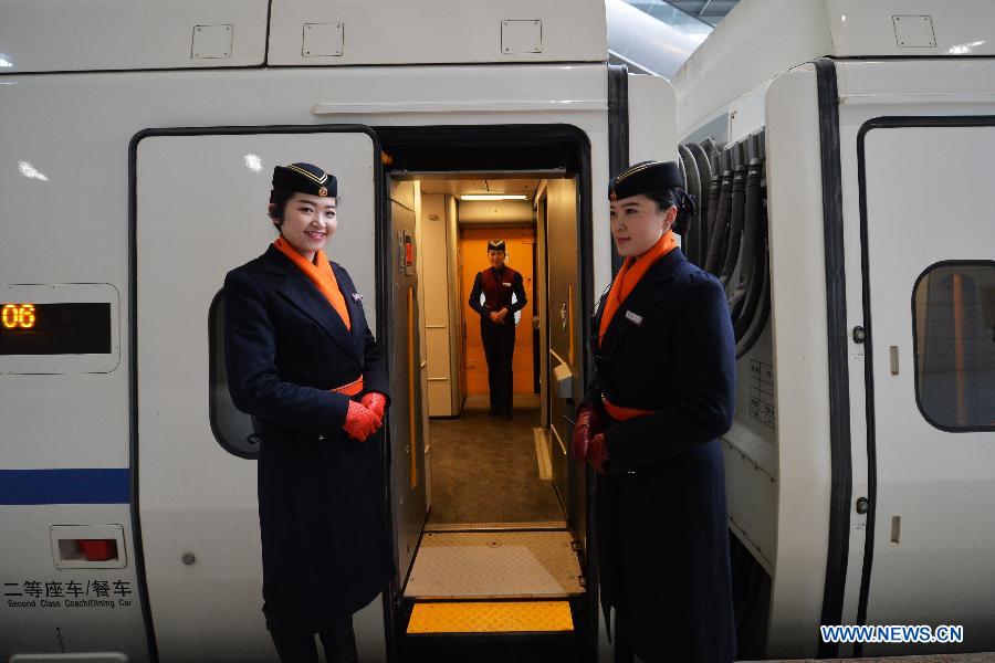 Lanxin high-speed railway conducts test run