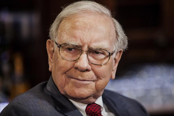 Lunch with Warren Buffett auctioned for $2.35 million