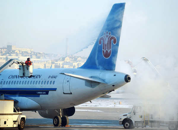 China Southern anticipates triple-digit profit rise in 2015