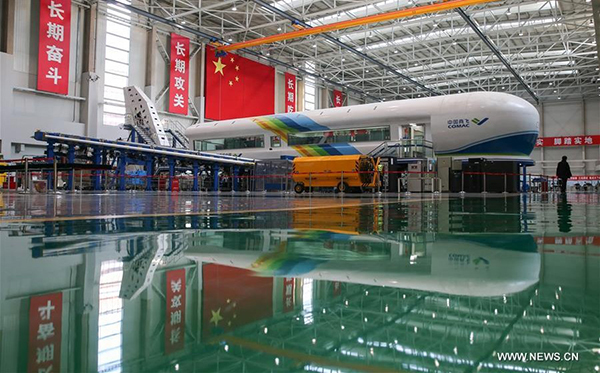 China's first home-made big passenger plane may debut this year