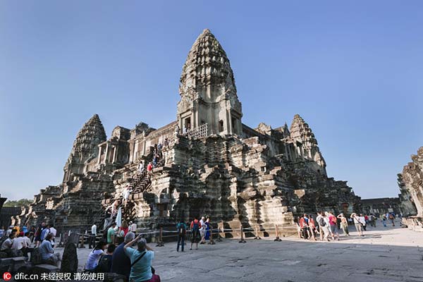 Cambodian tourism sector to accept Chinese currency yuan