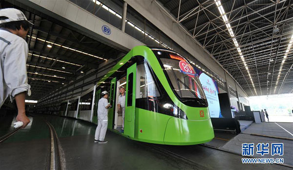 China's first home-made supercapacitor tram unveiled