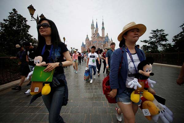 Shanghai Disney receives over 1 million visitors