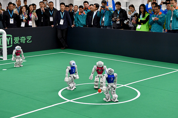 Tech savvies' views on China's AI 'fever'