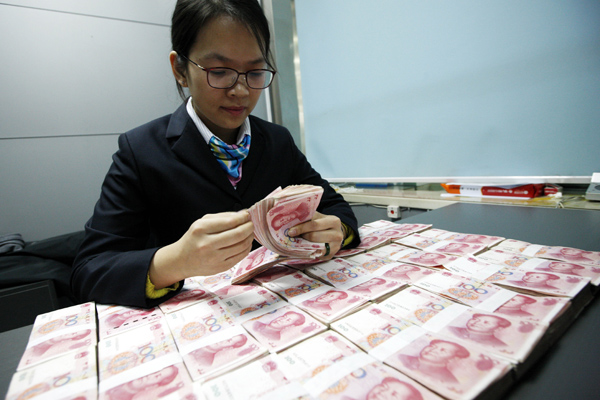 Major lenders prepare for yuan internationalization