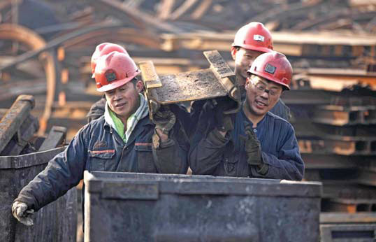 Chinese coal enterprises see improving profits in 2016