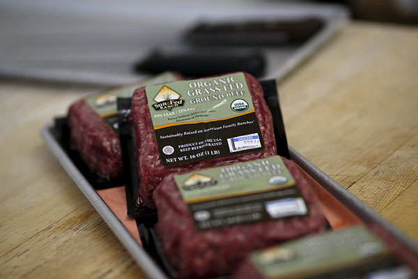 Retailers race to be first with US beef