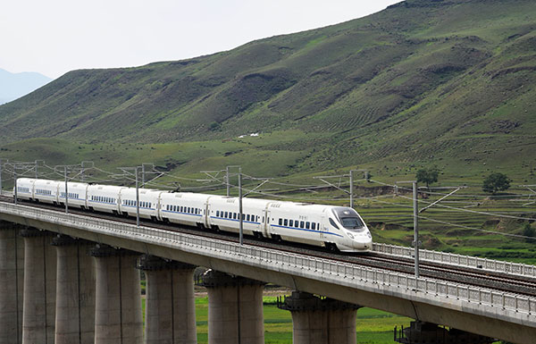 China's railway investment to exceed $121b in 2017