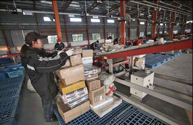 China's express delivery firms to go global