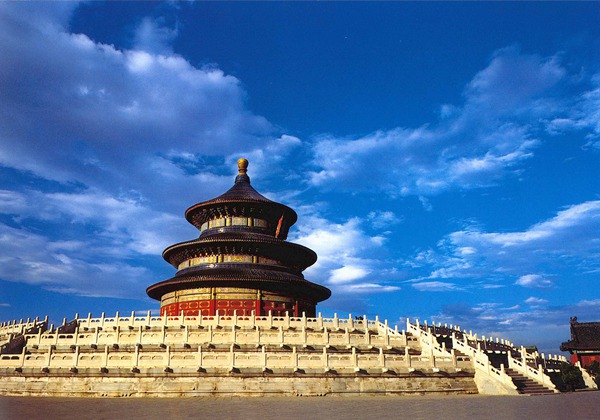 China pledges more reform on tourism development