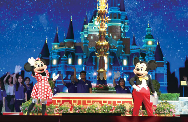 Shanghai Disneyland set for June opening