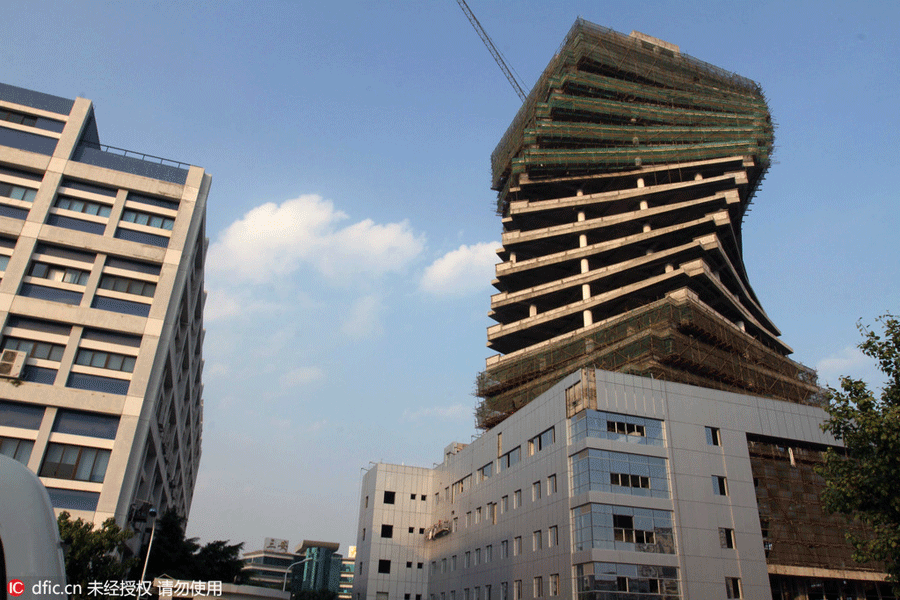 'Weird' new buildings banned in Chinese cities