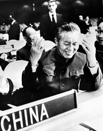 Former Mao translator, diplomat Huang dies