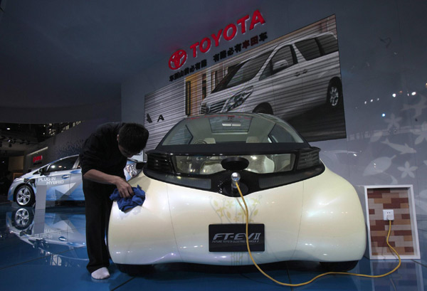 Automakers forecast strong China car sales