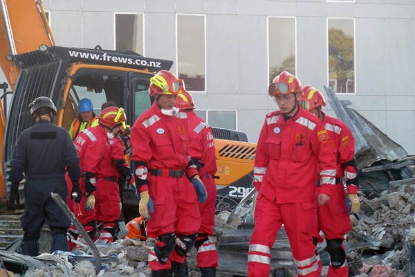 Chinese rescuers work in Christchurch after quake