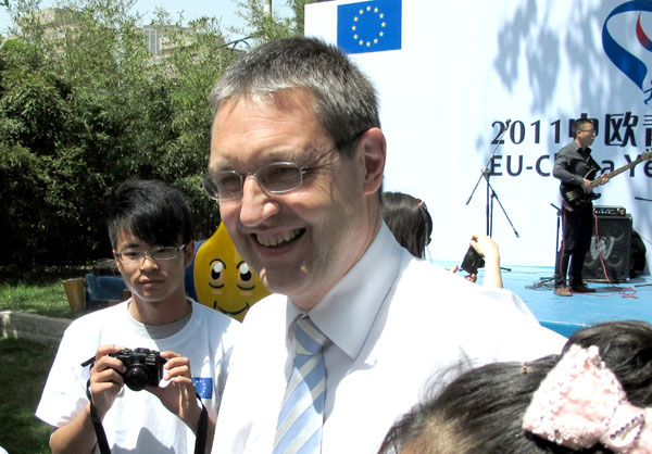 EU embassies see influx of Chinese youth