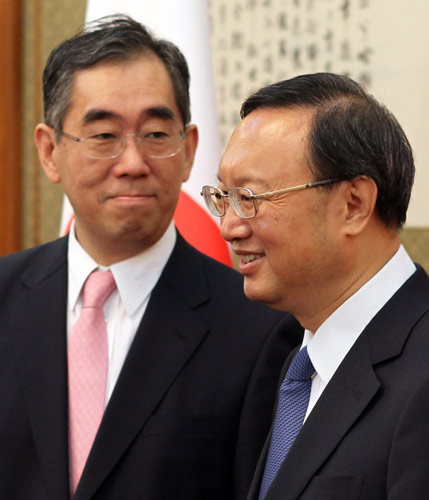 China, Japan seek better ties amid sea disputes