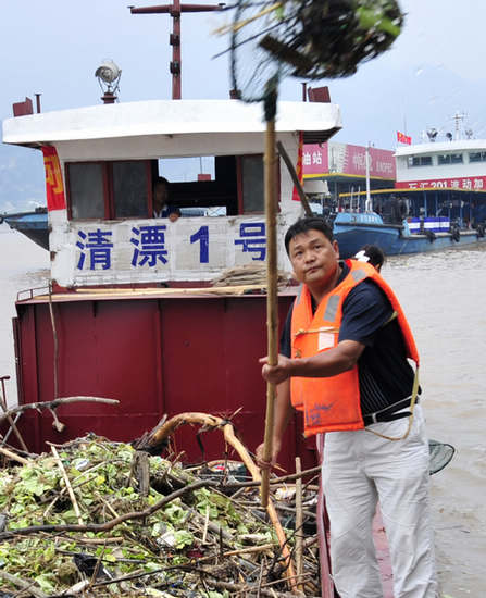 Keeping the Yangtze clean