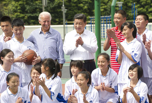 Chinese, US vice-presidents visit post-quake area