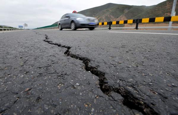 Highway cracks after 1 month