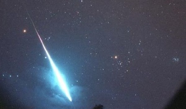 Super fireball lights up evening sky in N China