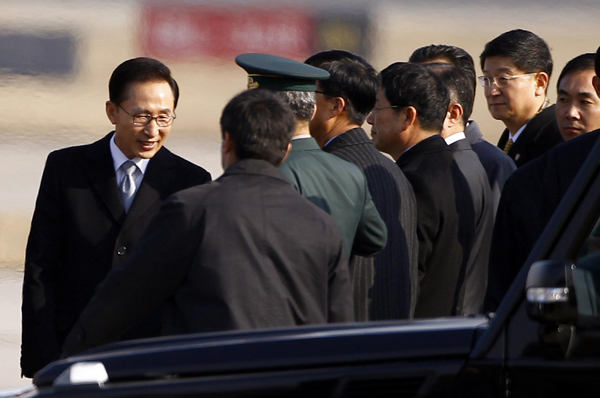 ROK President starts China visit on bilateral ties