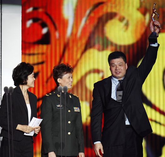 Li Na, Sun Yang win 2011 CCTV Sports Personality of Year