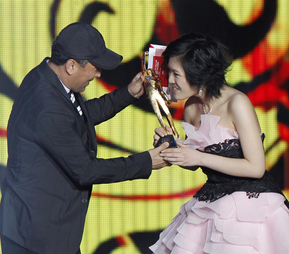Li Na, Sun Yang win 2011 CCTV Sports Personality of Year