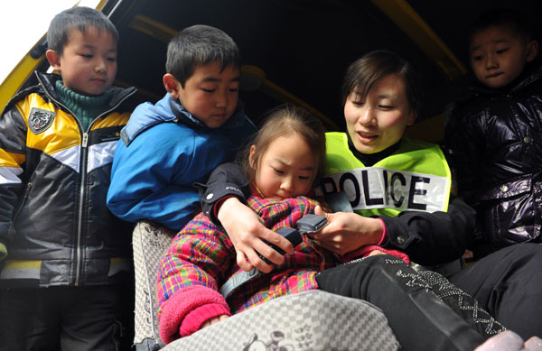 China to beef up school bus safety system