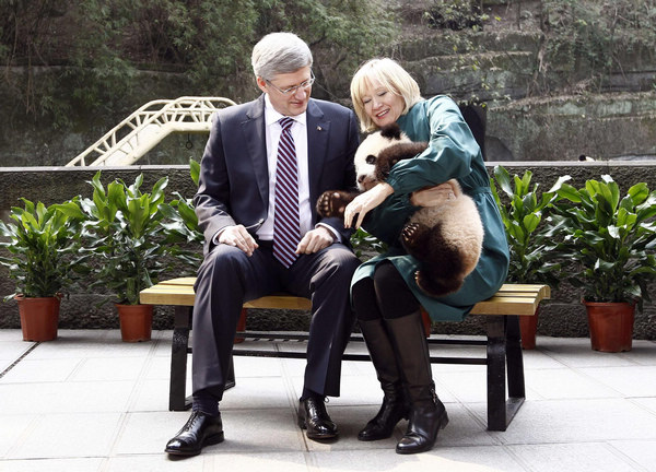 Harper wraps up China visit with panda pact