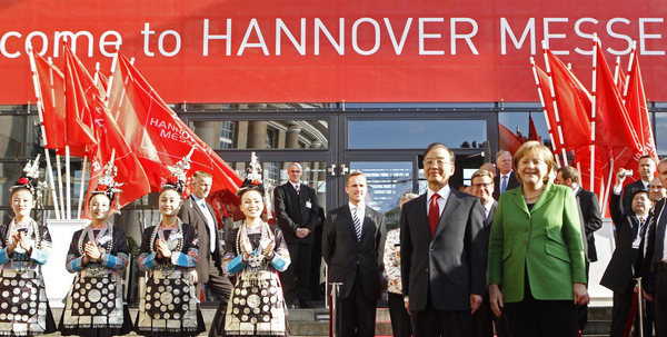 Wen, Merkel jointly open Hannover trade fair